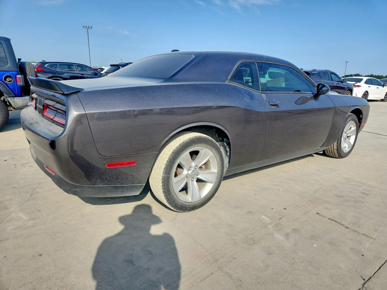 2023 Dodge Challenger Sxt - zdjęcie 3