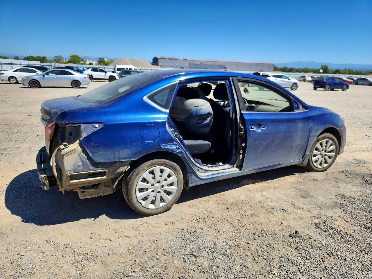 2019 Nissan Sentra S - zdjęcie 3