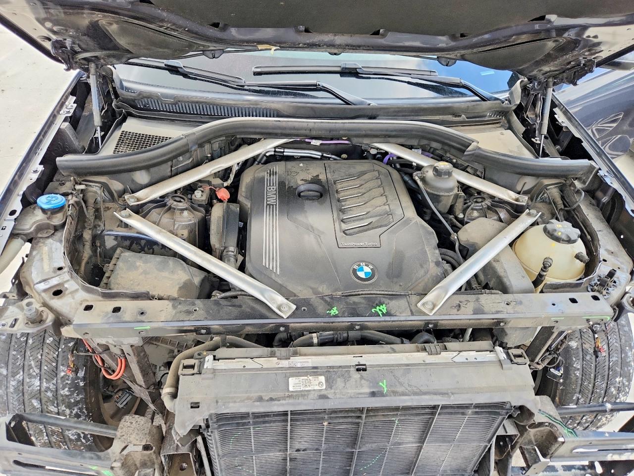 2021 BMW X6 xDrive40I - zdjęcie 12