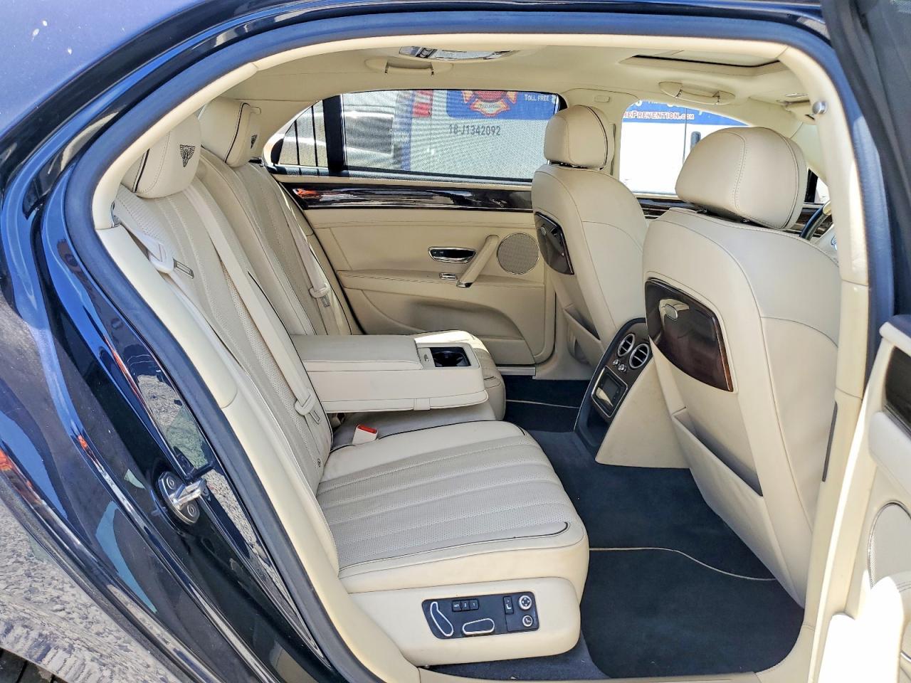 2014 Bentley Flying Spur - zdjęcie 10