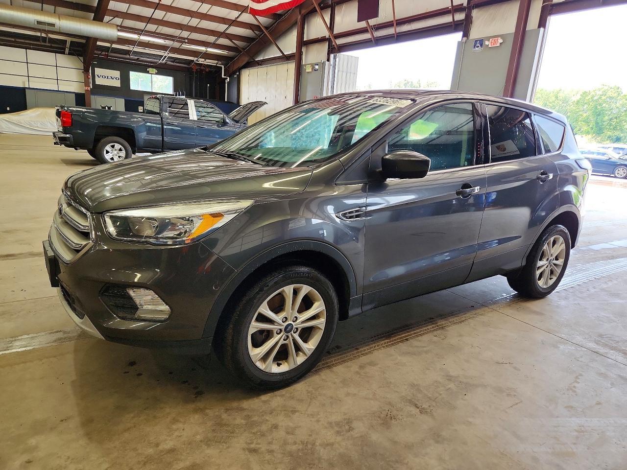 2017 Ford Escape Se - zdjęcie główne