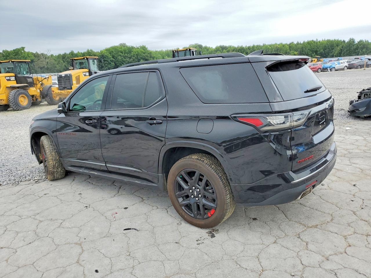2019 Chevrolet Traverse Premier - zdjęcie 2