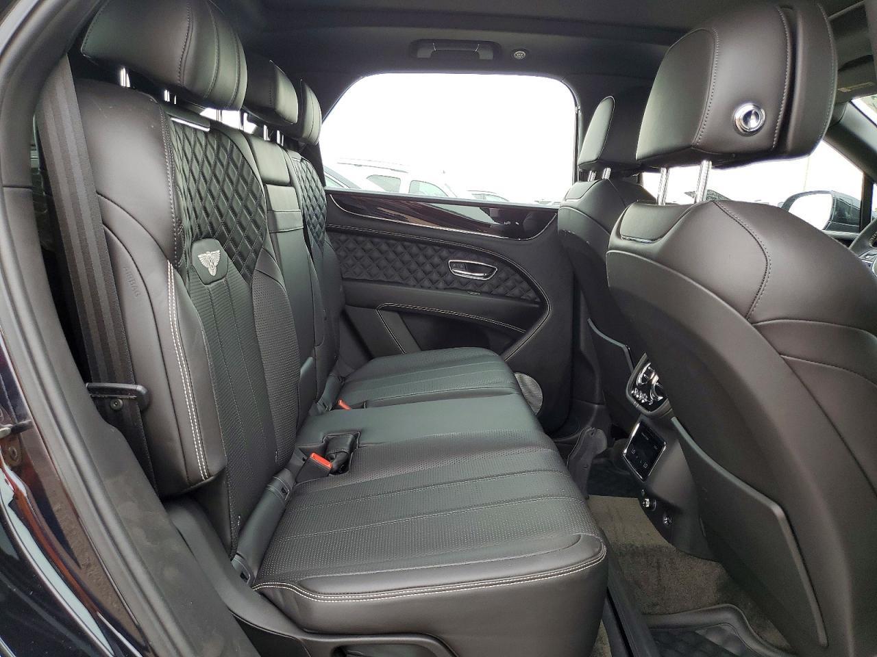 2021 Bentley Bentayga - zdjęcie 10