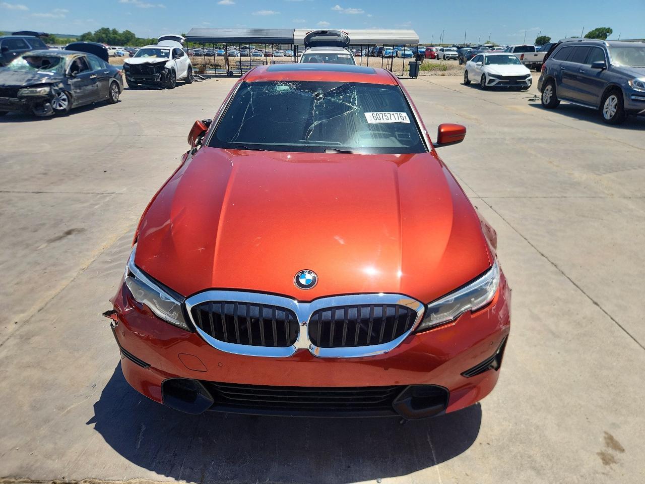 2021 BMW 330I - zdjęcie 5
