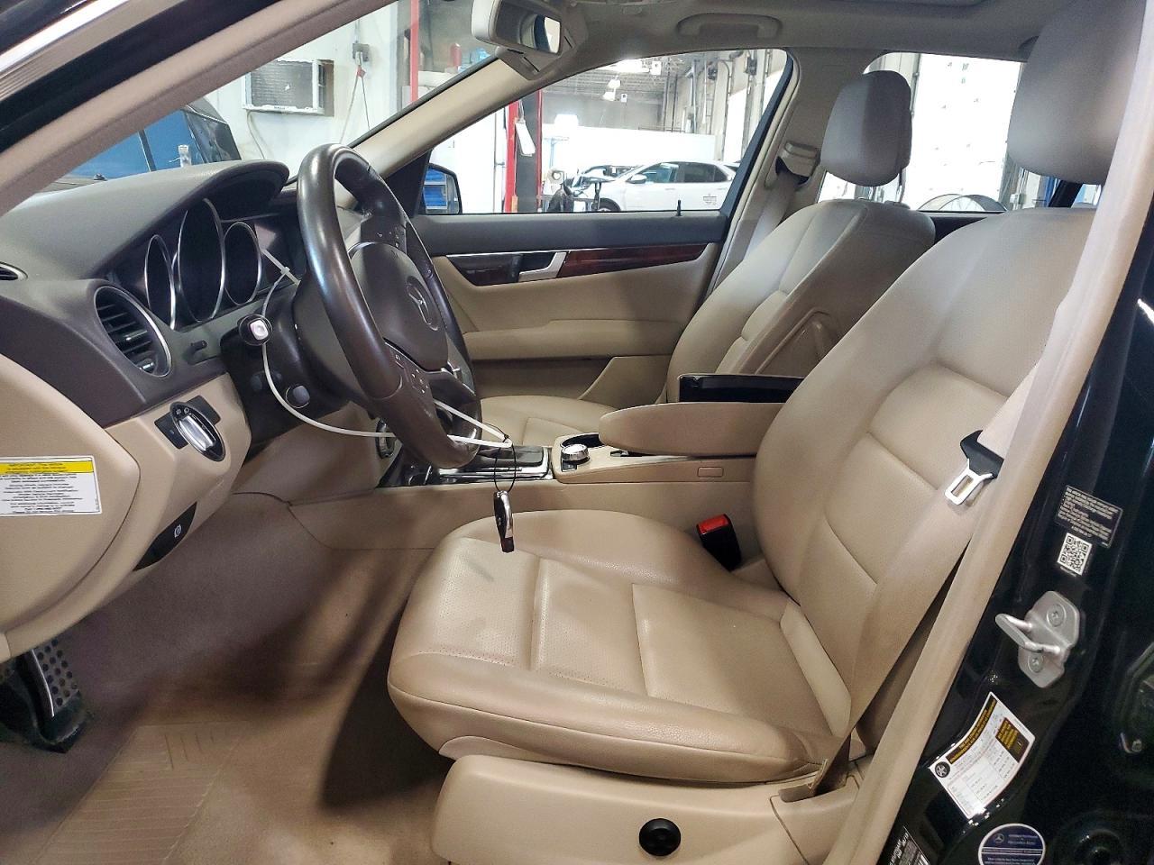 2014 Mercedes-Benz C 300 4Matic - zdjęcie 7