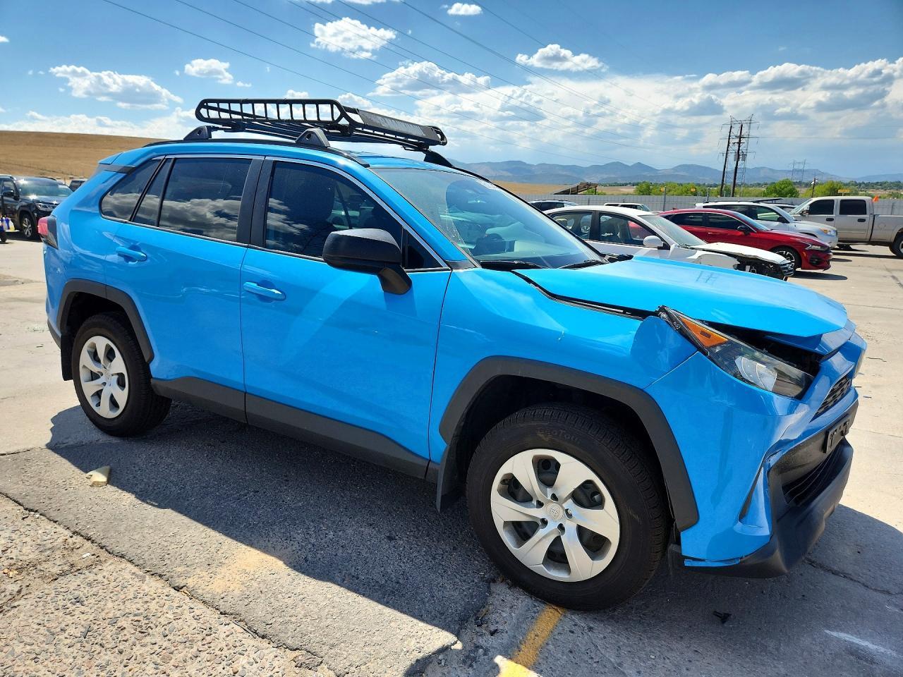 2020 Toyota Rav4 Le - zdjęcie 4