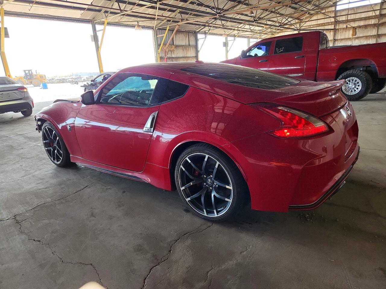 2016 Nissan 370Z Nismo Tech - zdjęcie 2