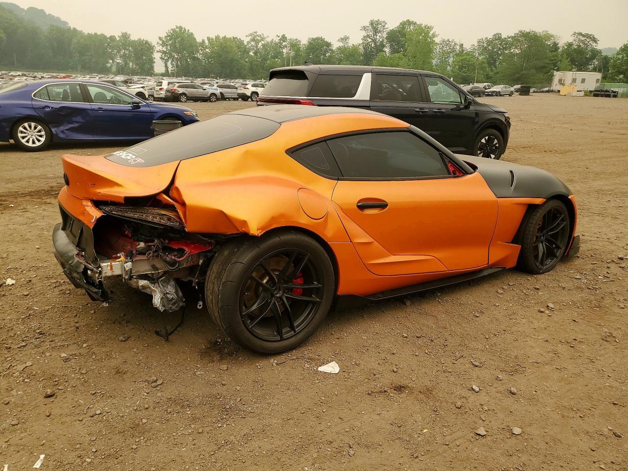 2022 Toyt Supra Base - zdjęcie 3