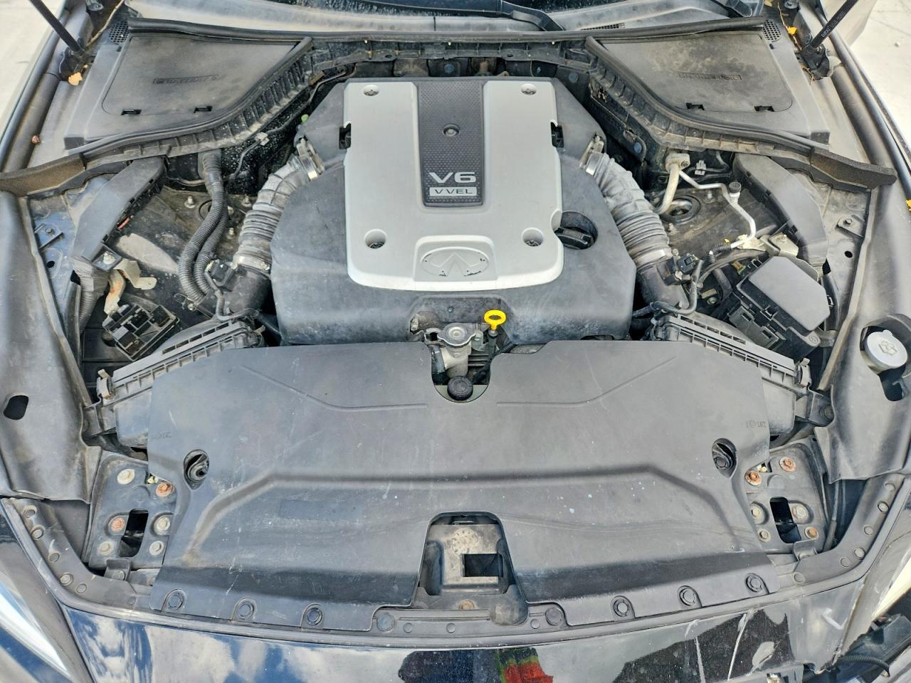 2015 Infi Q50 - zdjęcie 11