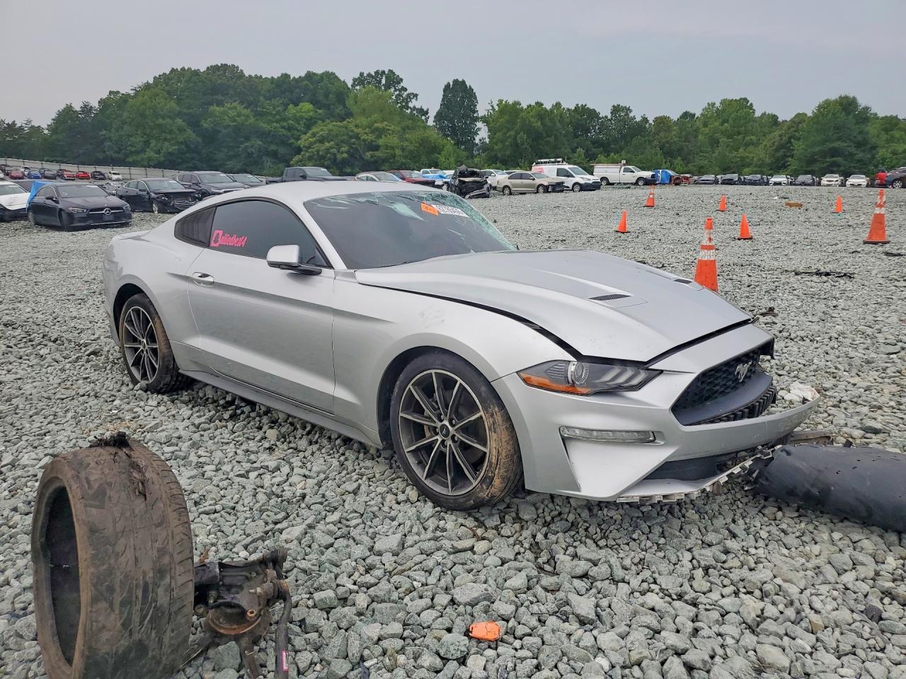 2019 Ford Mustang - zdjęcie 4