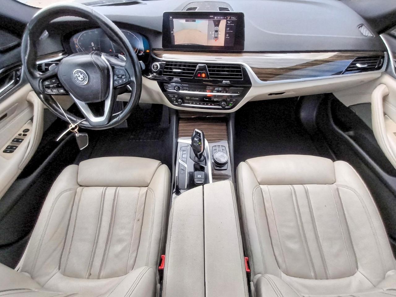 2020 BMW 530I - zdjęcie 8