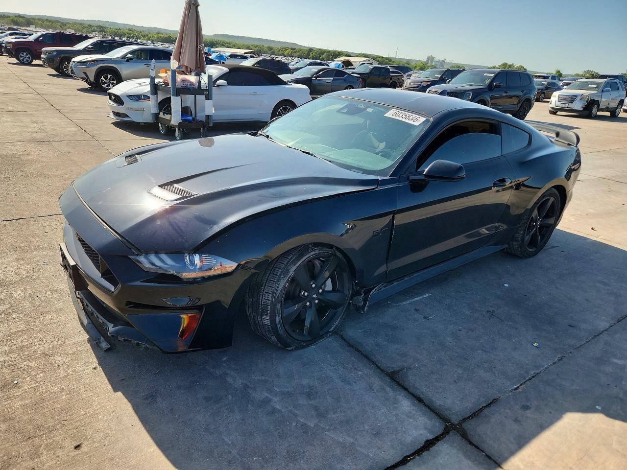 2022 Ford Mustang Gt - zdjęcie główne