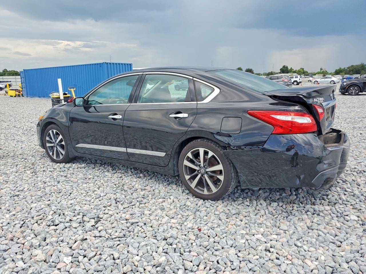 2016 Nissan Altima 2.5 Sr - zdjęcie 2