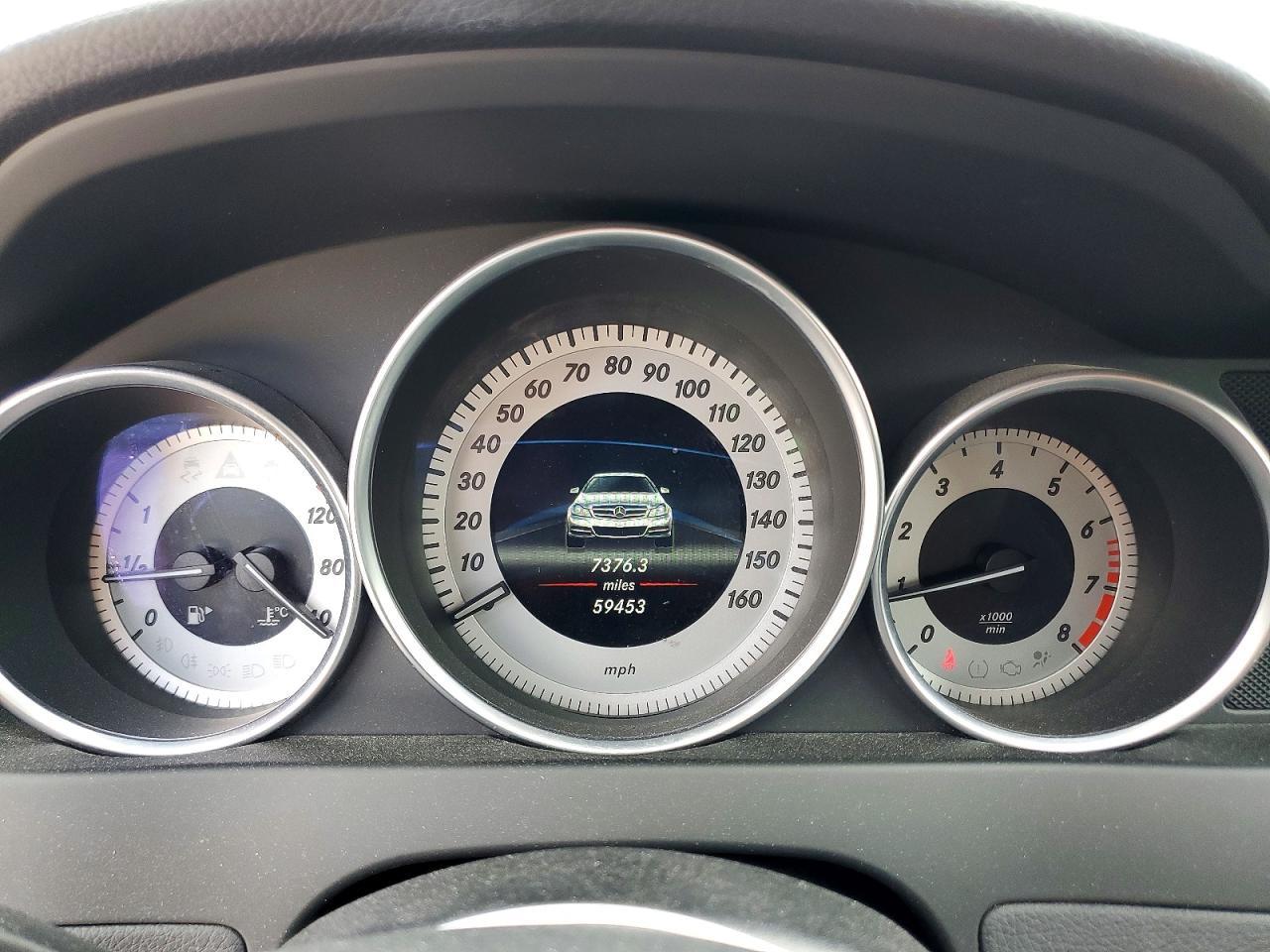 2013 Mercedes-Benz C 250 - zdjęcie 9