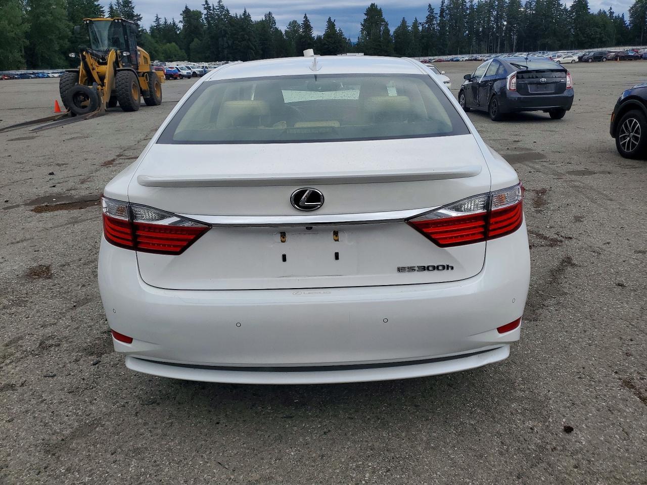 2015 Lexus Es 300H - zdjęcie 6