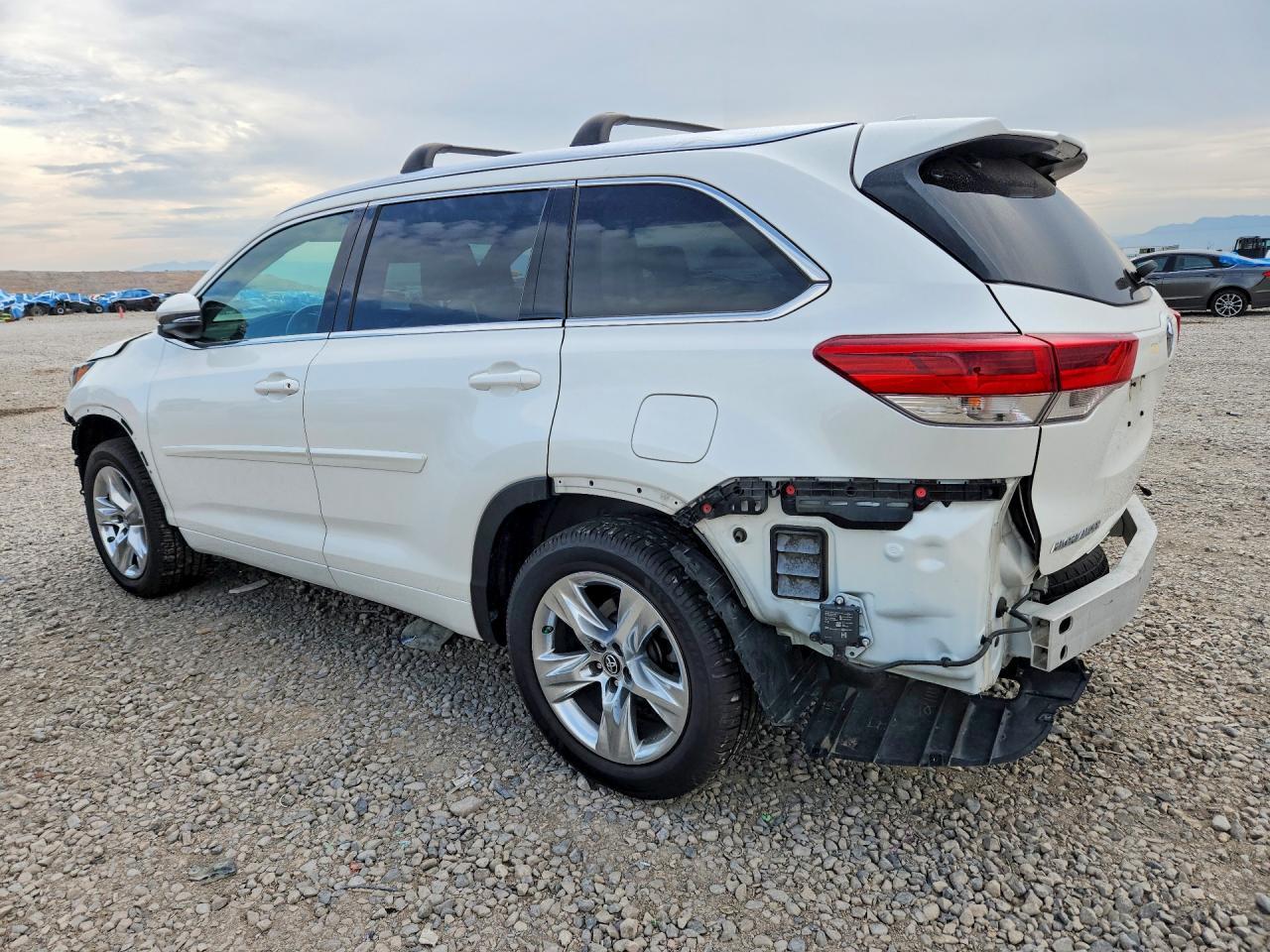 2019 Toyota Highlander Limited - zdjęcie 2