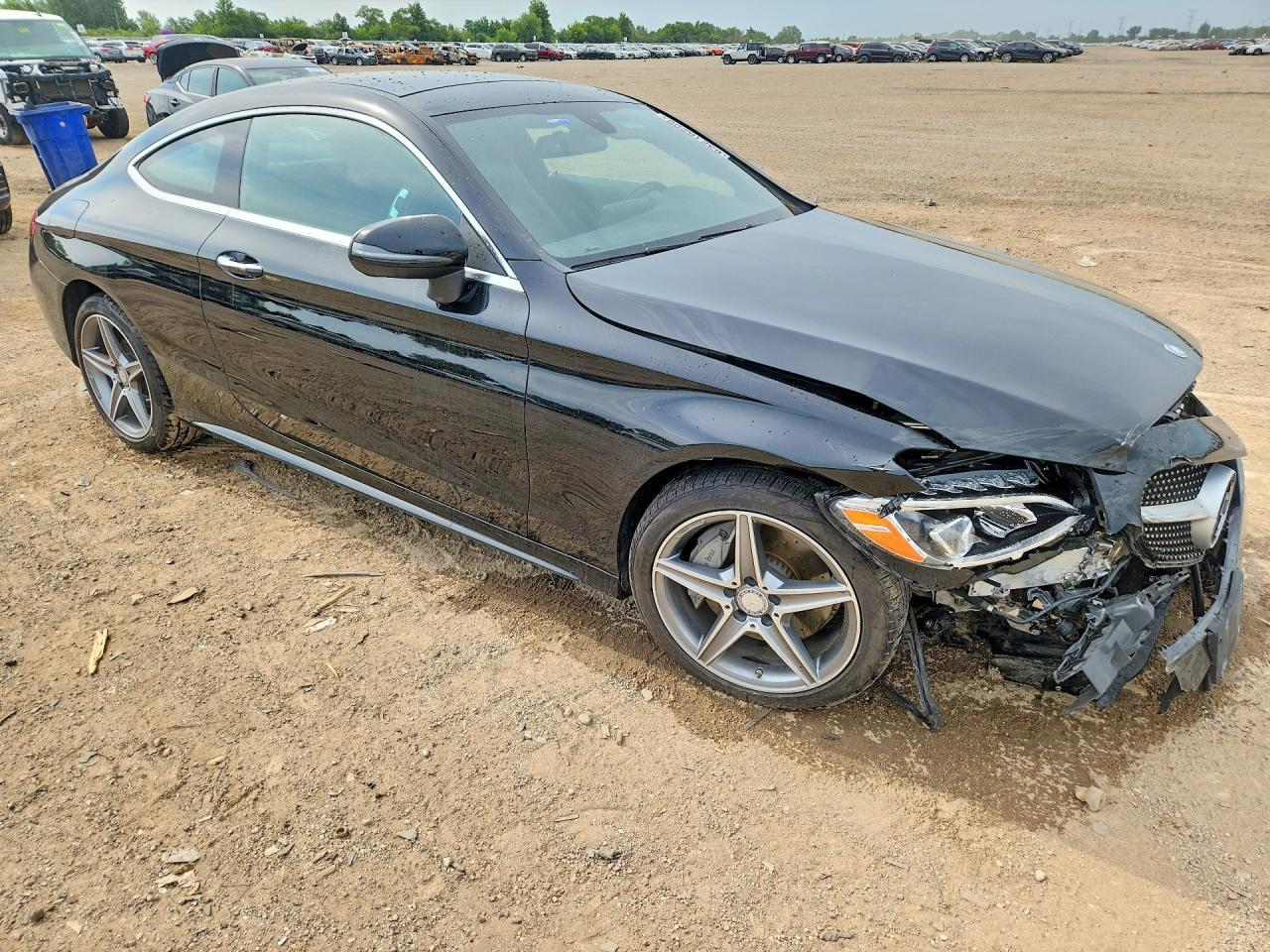 2017 Mercedes-Benz C 300 4Matic - zdjęcie 4