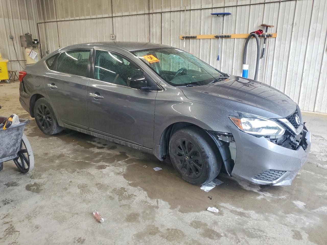 2018 Nissan Sentra S - zdjęcie 4