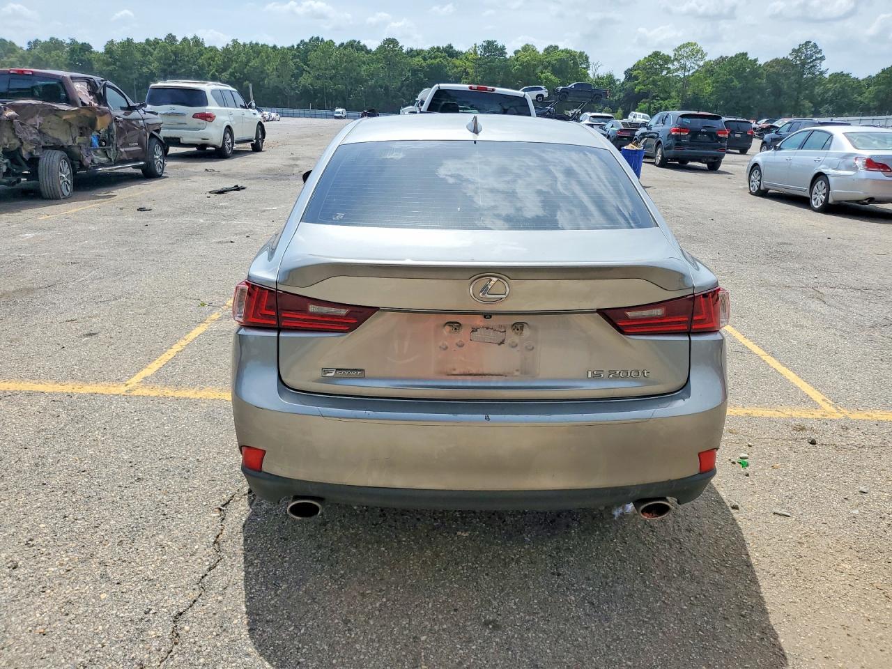 2016 Lexus Is 200T - zdjęcie 6