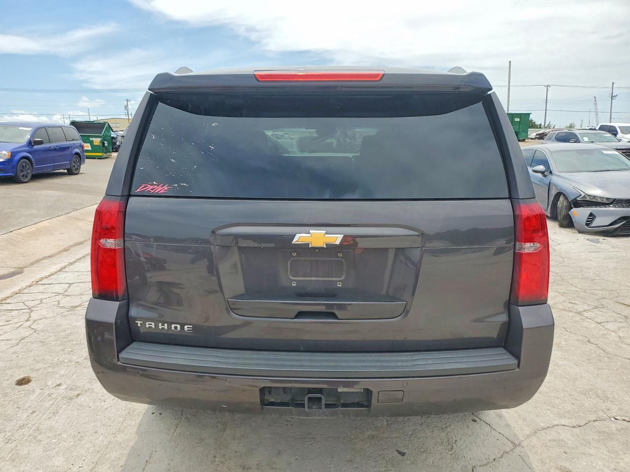 2016 Chevrolet Tahoe C1500 Lt - zdjęcie 6