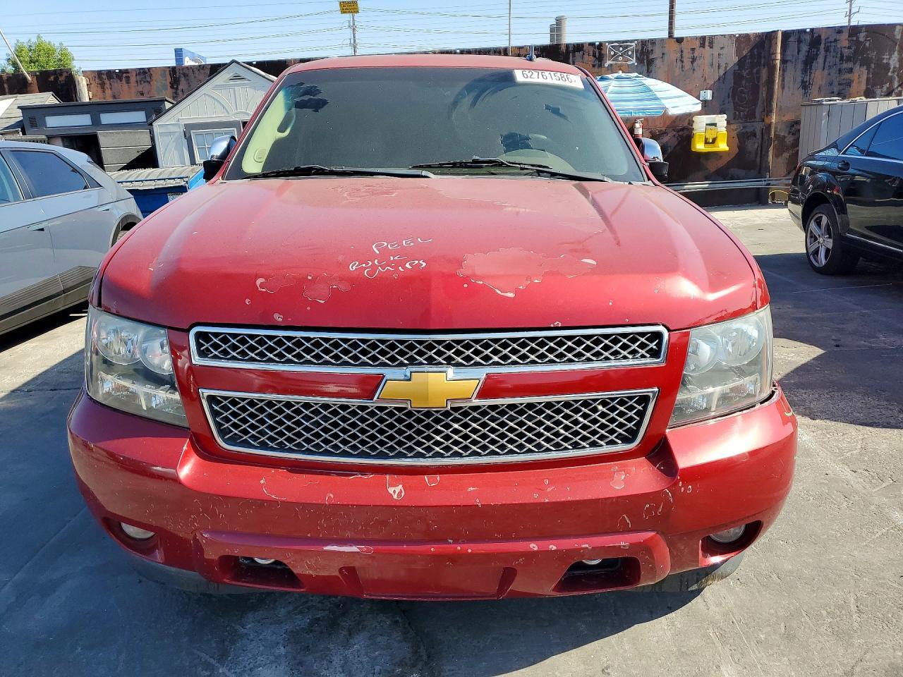 2014 Chevrolet Suburban K1500 Ltz - zdjęcie 5