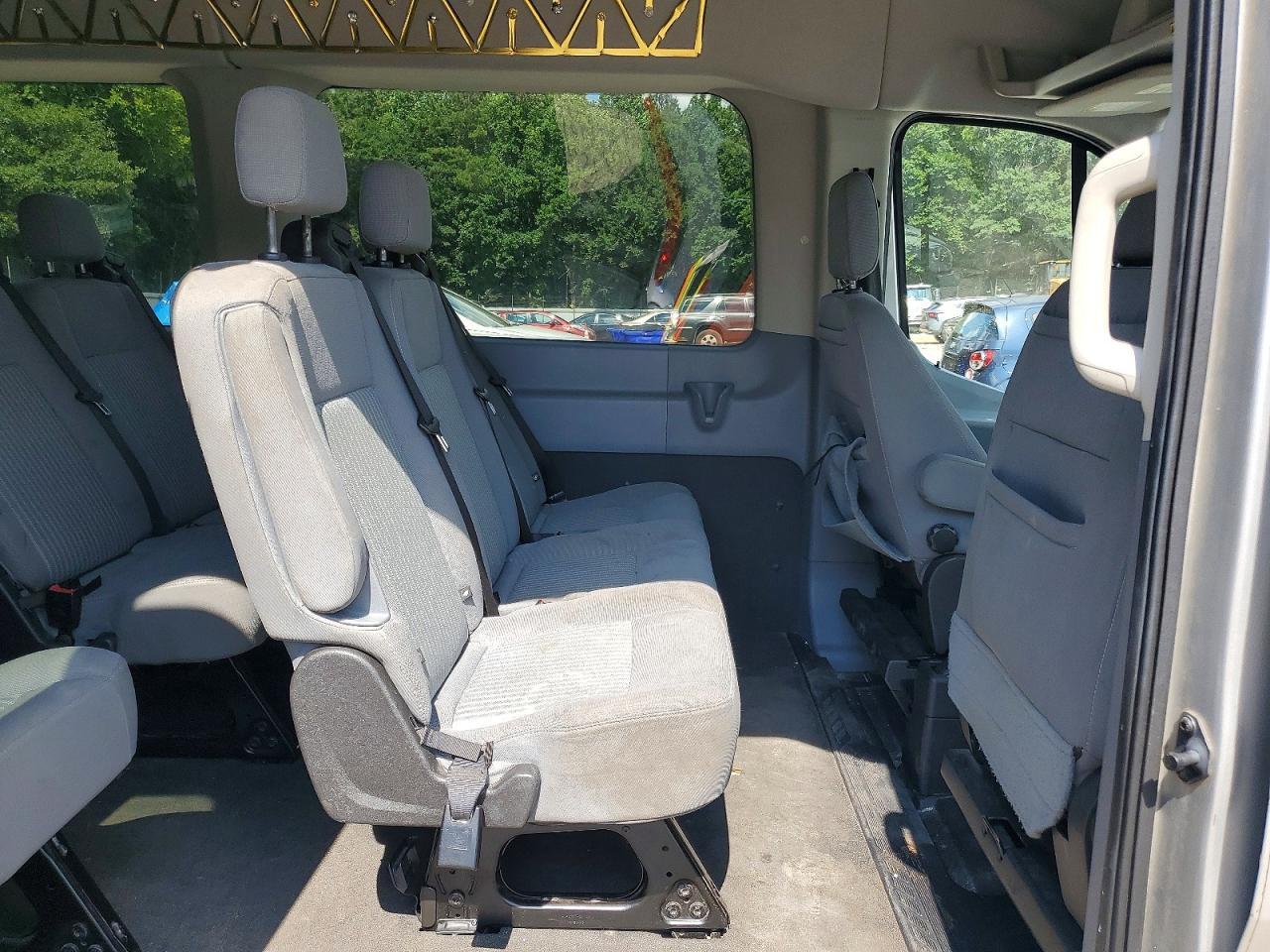 2017 Ford Transit T-350 - zdjęcie 11