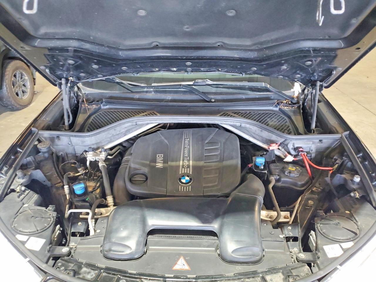 2015 BMW X5 xDrive35D - zdjęcie 12