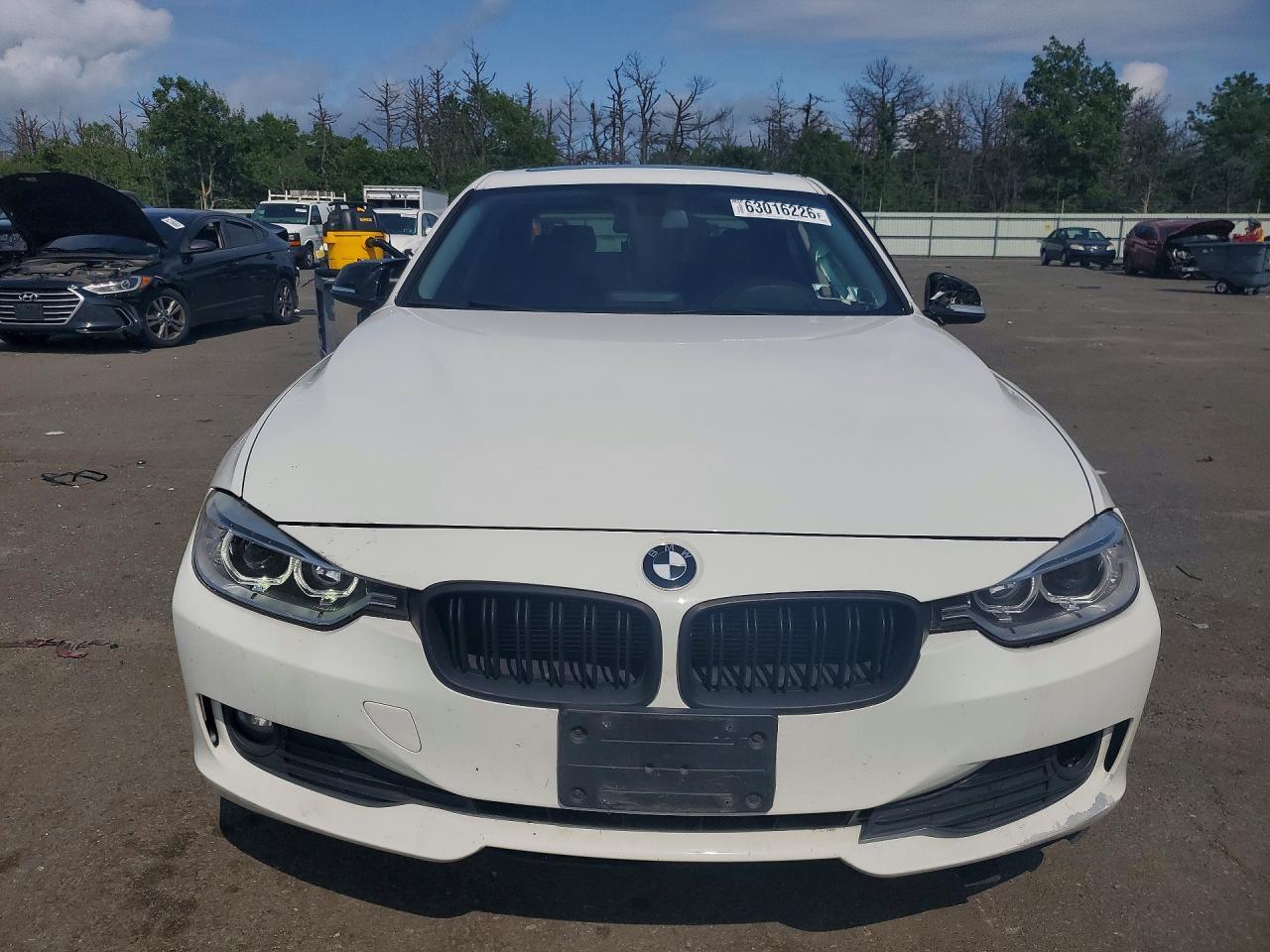 2014 BMW 320 I xDrive - zdjęcie 5