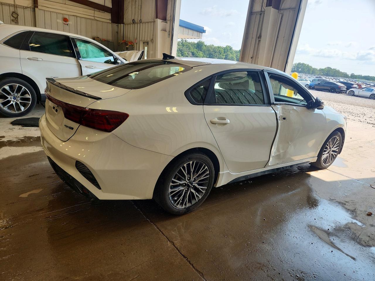 2024 Kia Forte Gt Line - zdjęcie 3