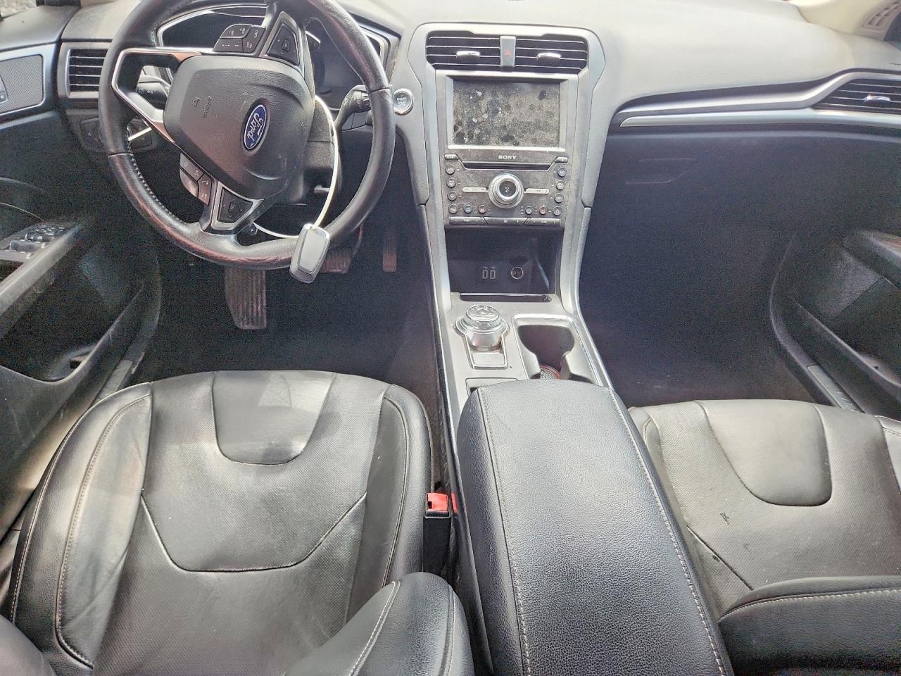 2020 Ford Fusion Titanium - zdjęcie 8