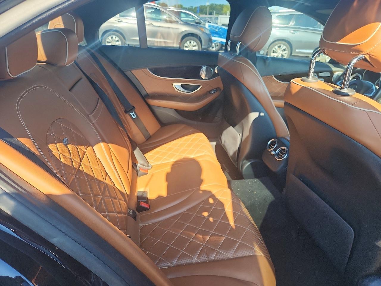 2016 Mercedes-Benz C 450 4Matic Amg - zdjęcie 10