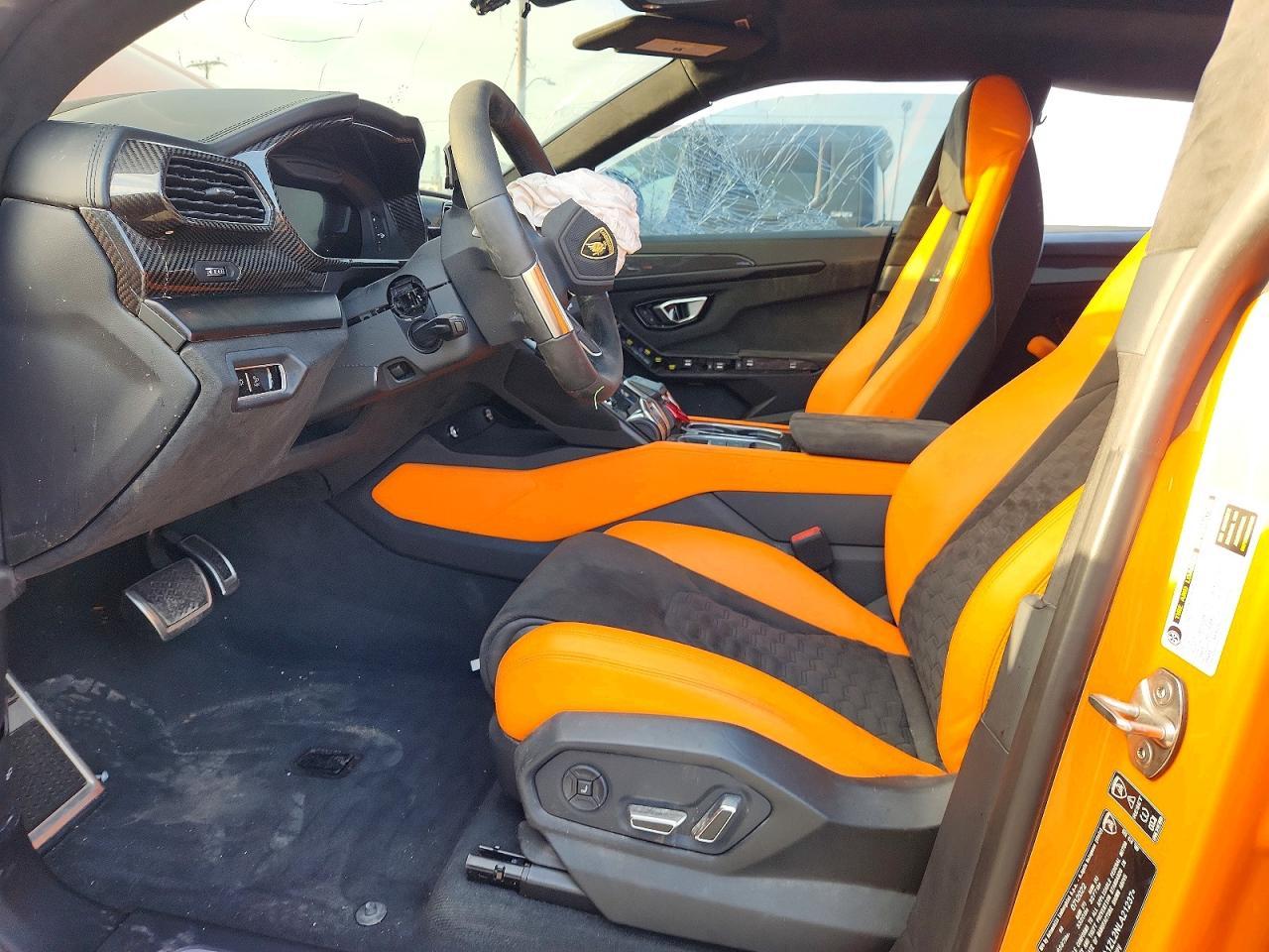 2022 Lamborghini Urus - zdjęcie 7