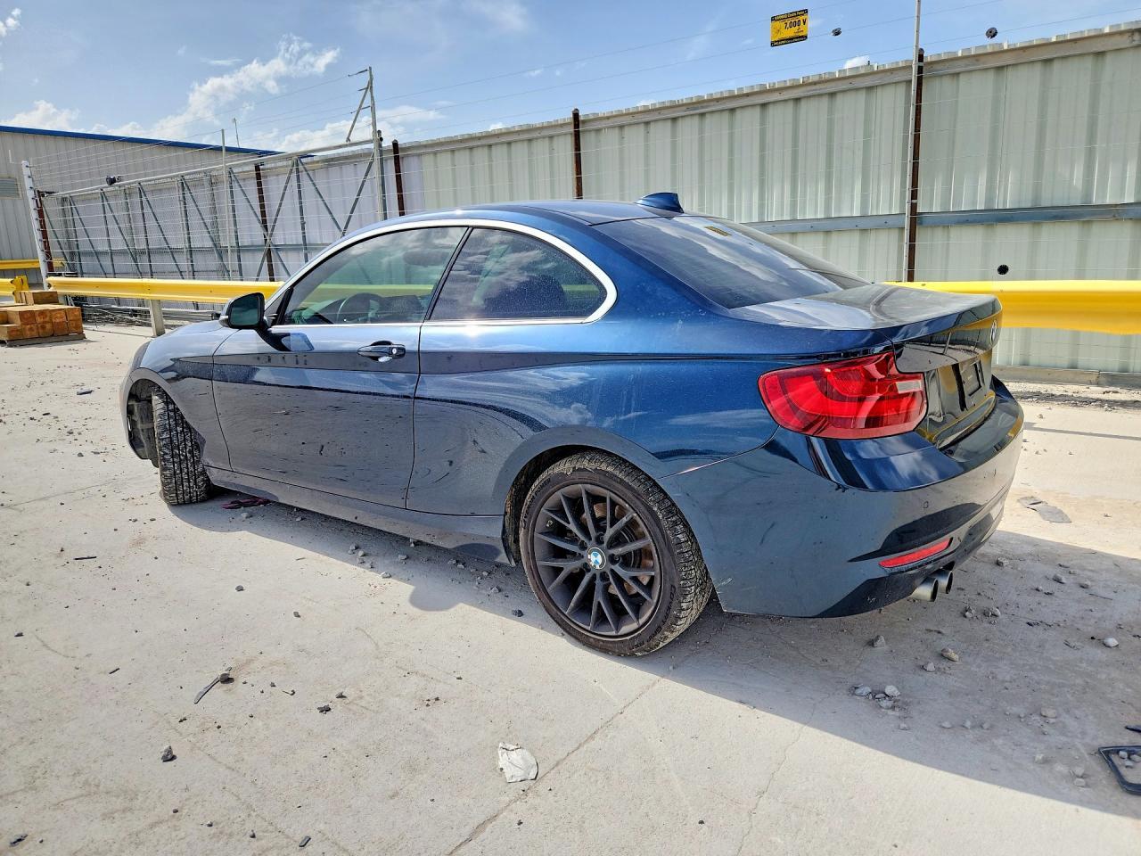 2015 BMW 228 I Sulev - zdjęcie 2