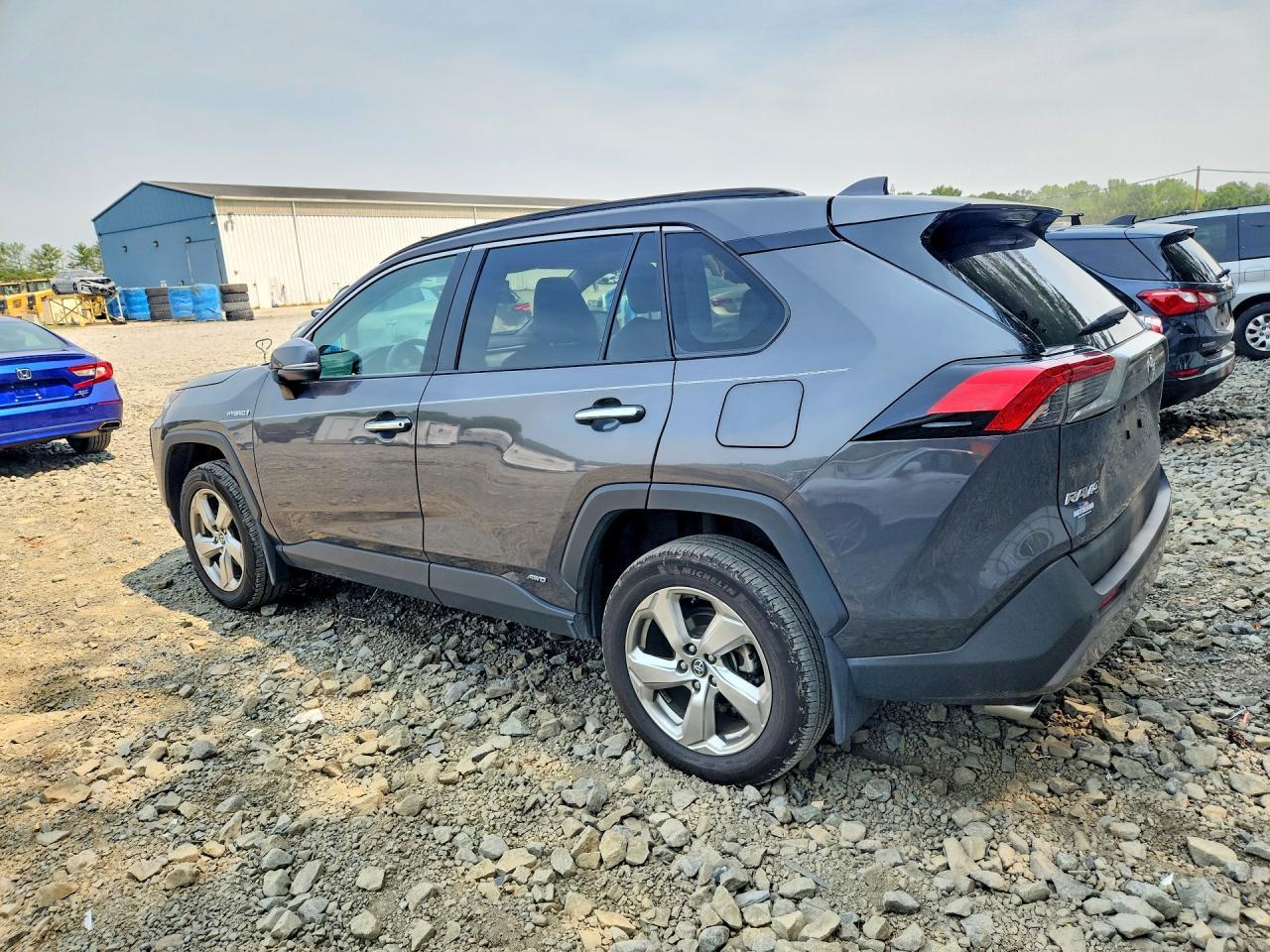 2020 Toyota Rav4 Limited - zdjęcie 2