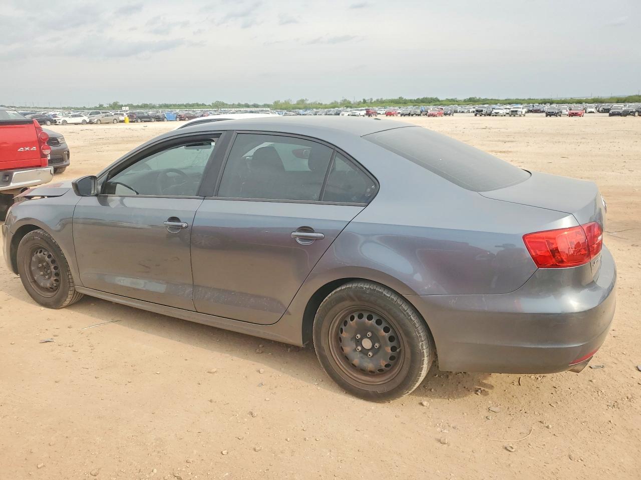 2014 Volkswagen Jetta Base - zdjęcie 2