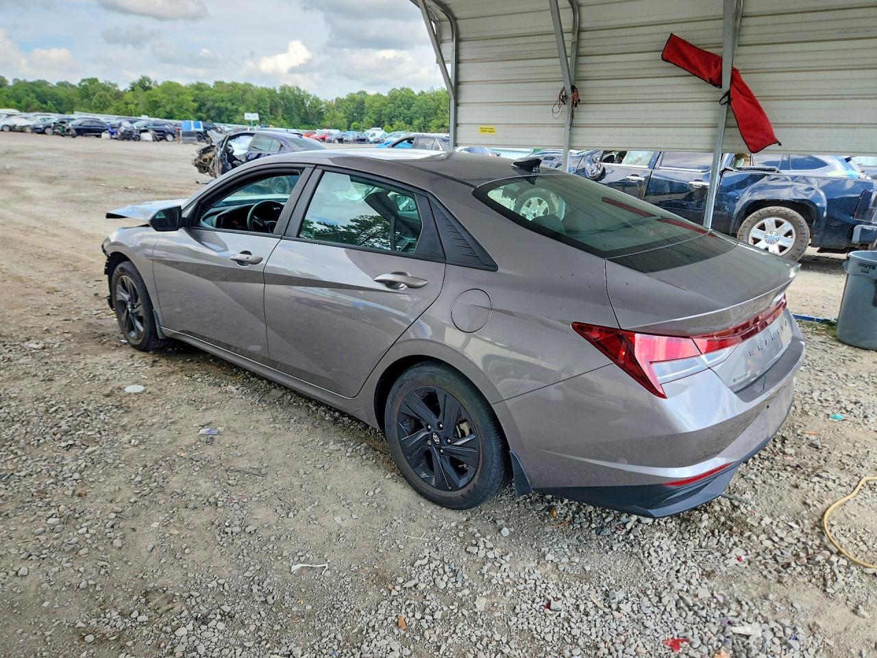 2023 Hyundai Elantra Sel - zdjęcie 2