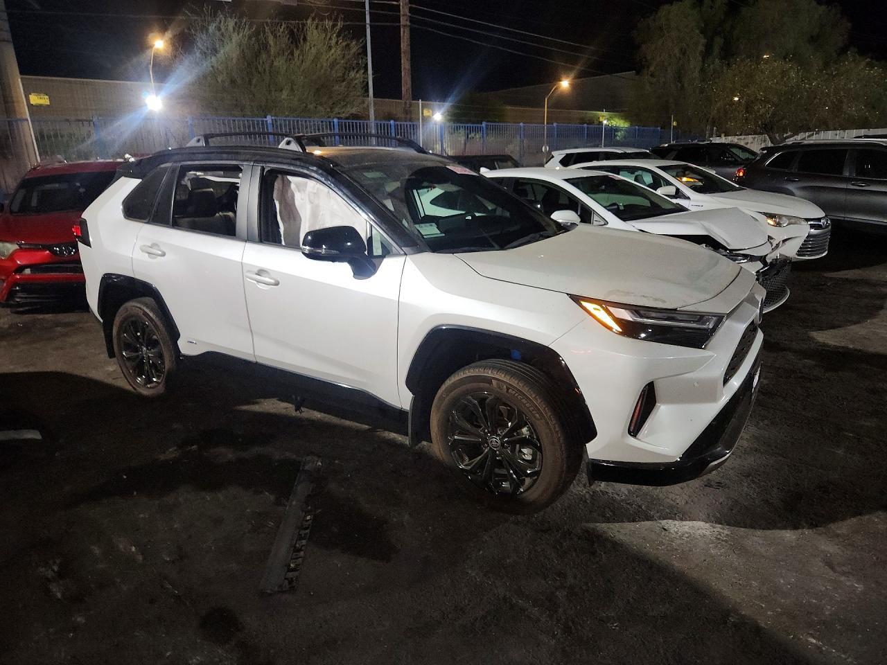 2024 Toyota Rav4 Xse - zdjęcie 4