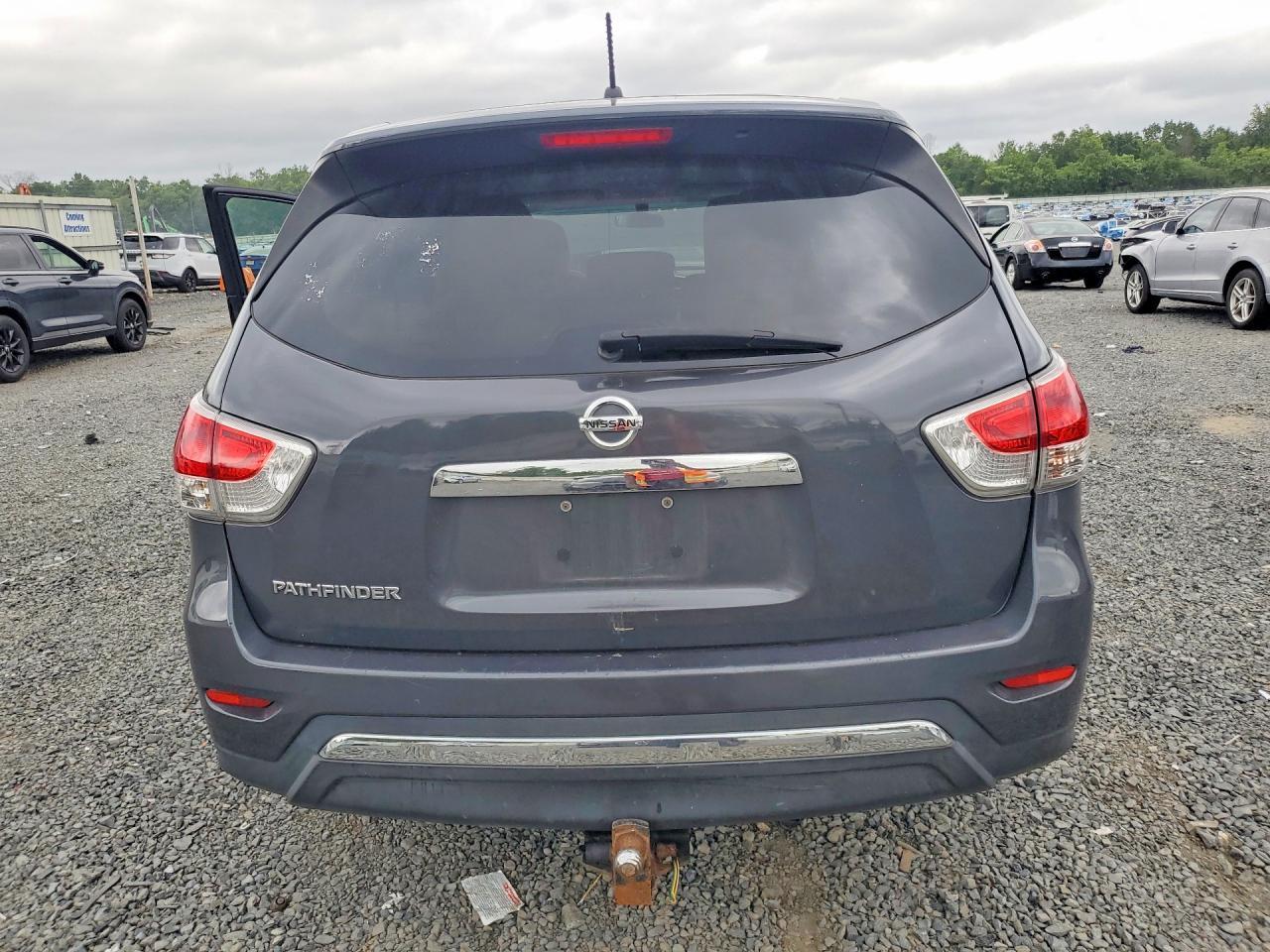 2014 Nissan Pathfinder S - zdjęcie 6