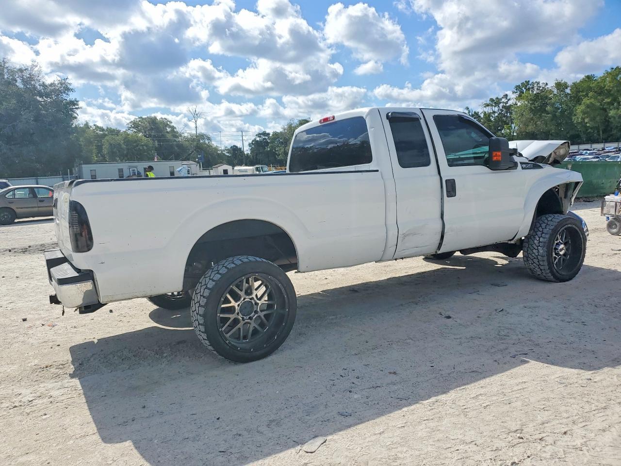 2013 Ford F350 Super Duty - zdjęcie 3