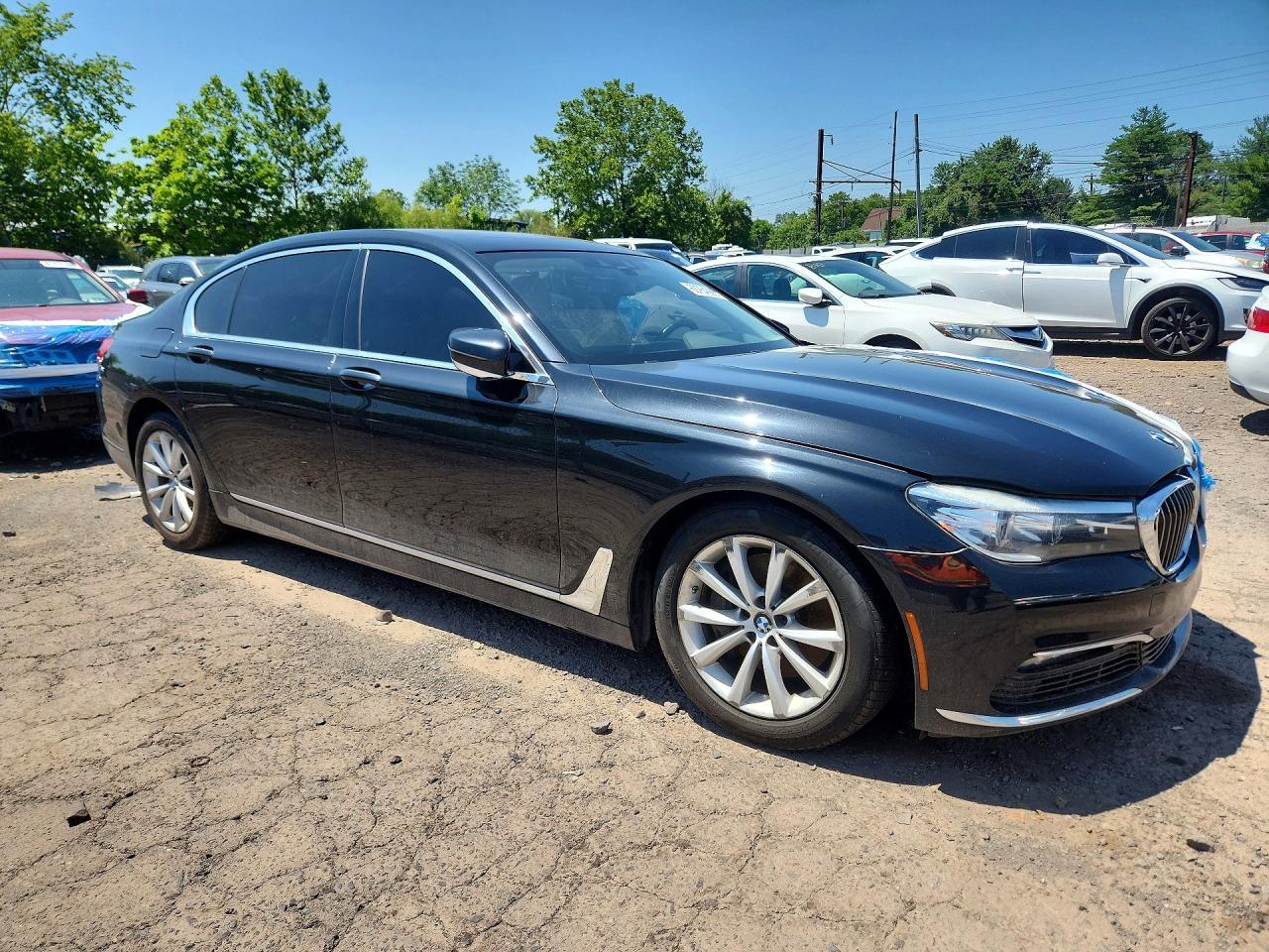 2018 BMW 740 Xi - zdjęcie 4