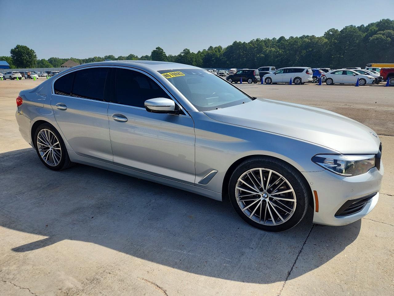 2018 BMW 530 I - zdjęcie 4