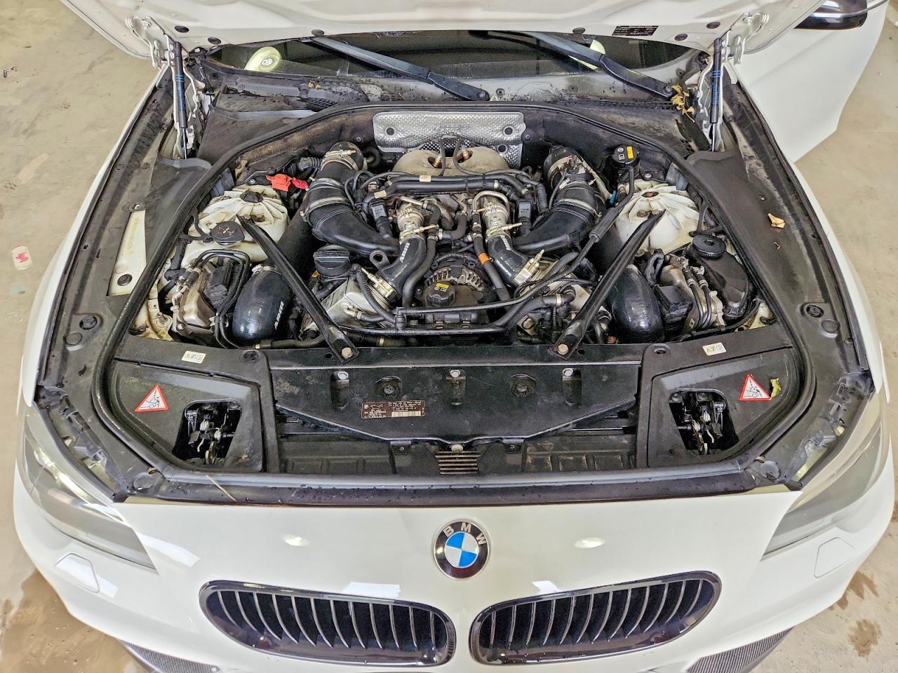 2015 BMW 550 Xi - zdjęcie 11