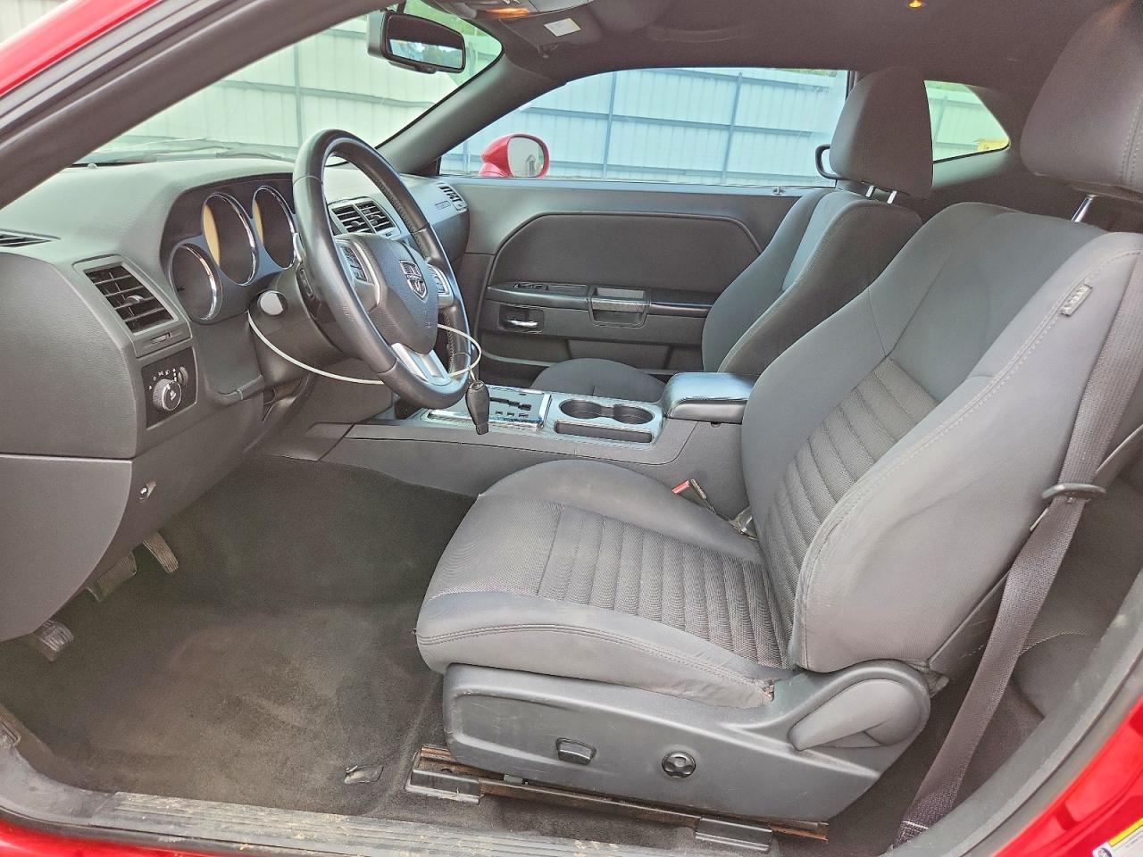 2013 Dodge Challenger R/T - zdjęcie 7