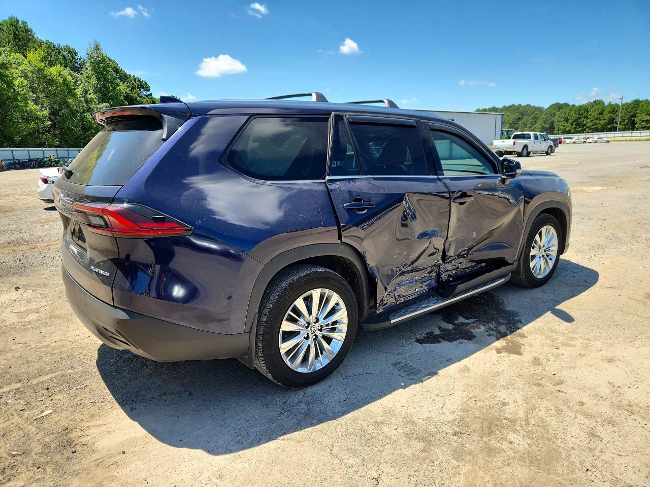 2025 Toyota Grand Highlander Platinum - zdjęcie 3