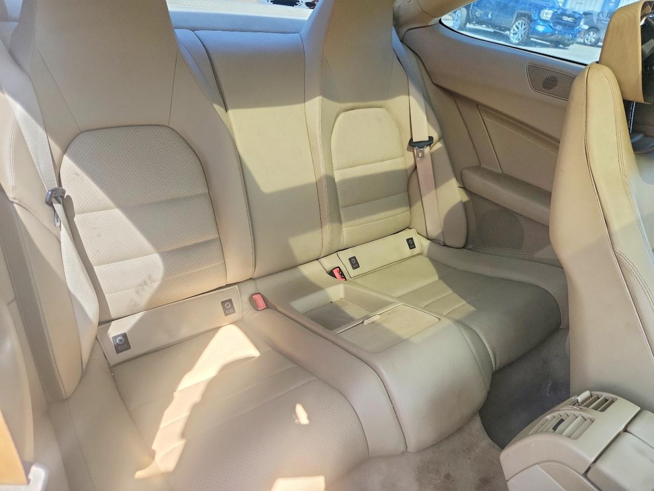 2013 Mercedes-Benz C 250 - zdjęcie 11