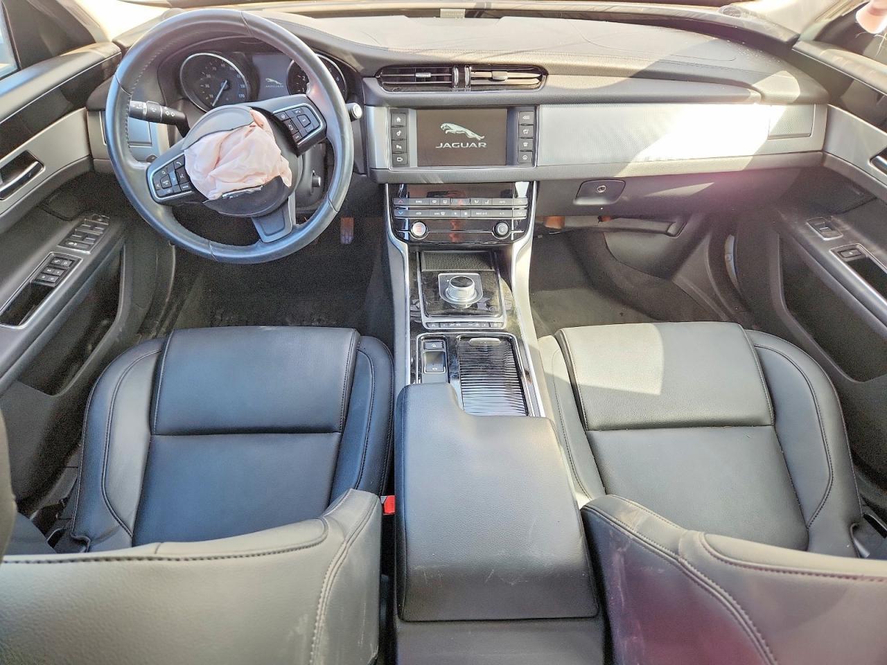 2016 Jaguar Xf Premium Luxury - zdjęcie 8