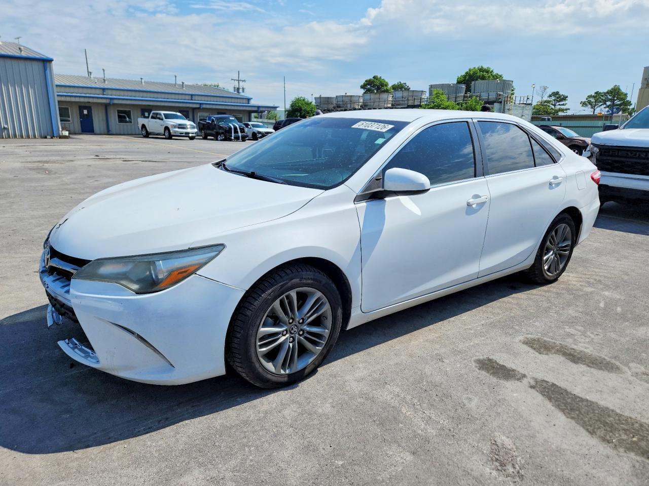 2016 Toyota Camry Se - zdjęcie główne
