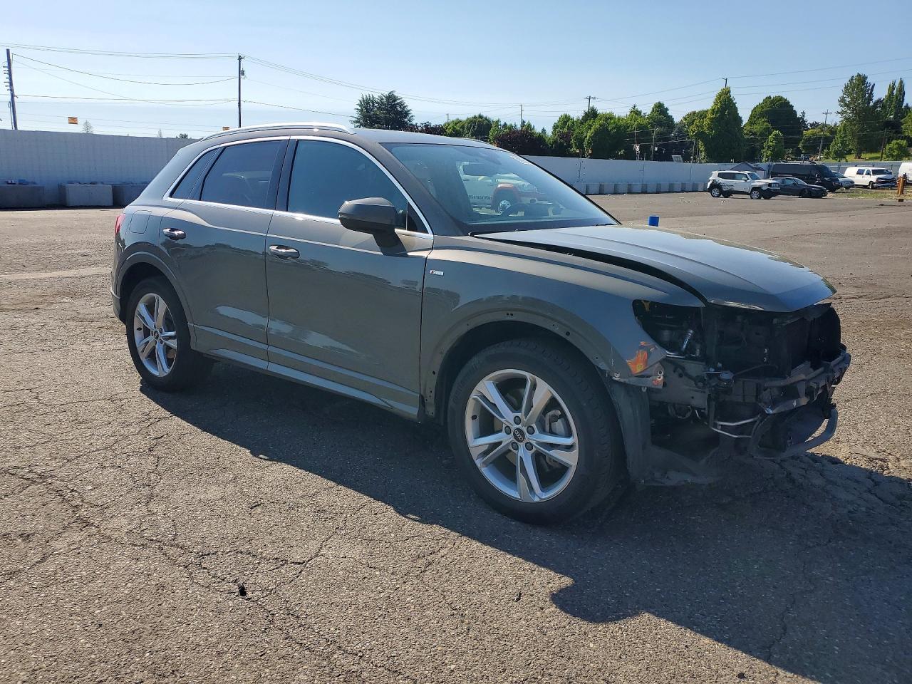 2021 Audi Q3 Premium Plus S Line 45 - zdjęcie 4
