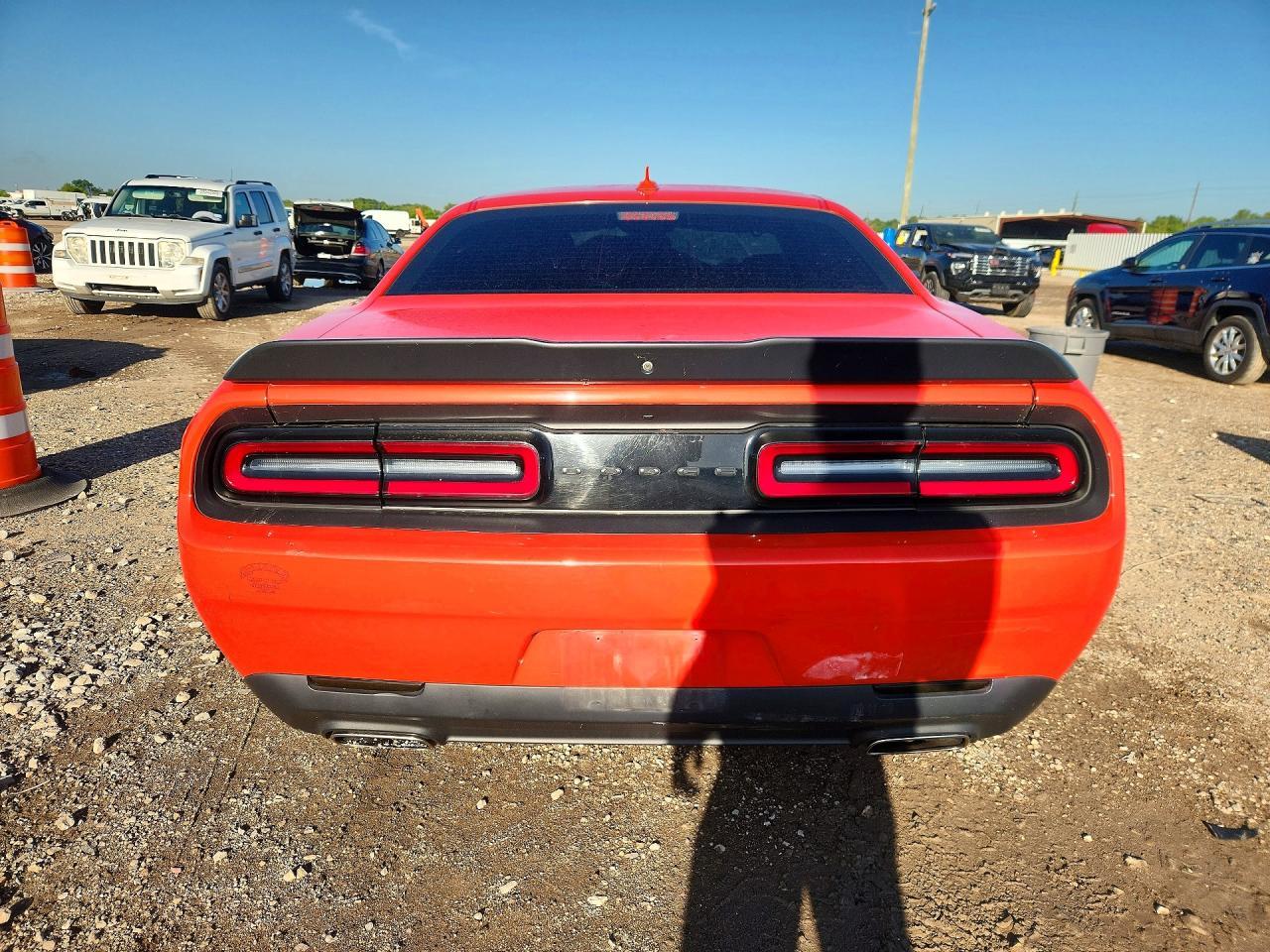 2020 Dodge Challenger Sxt - zdjęcie 6