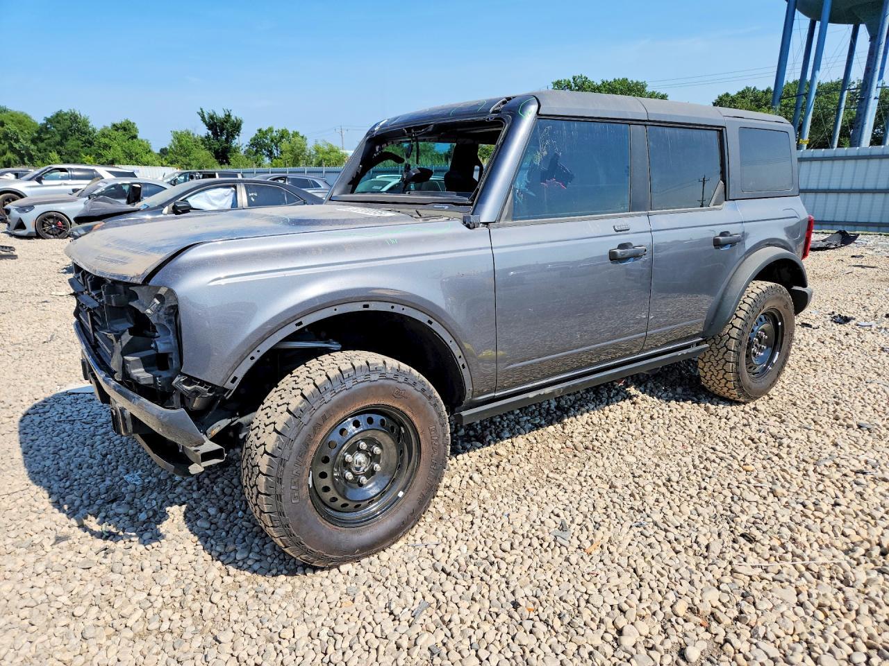 2023 Ford Bronco Base - zdjęcie główne